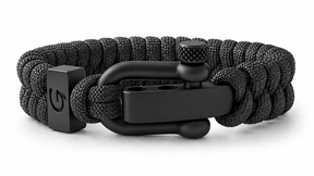 Elegance Classic D-shackle paracord armband in Black