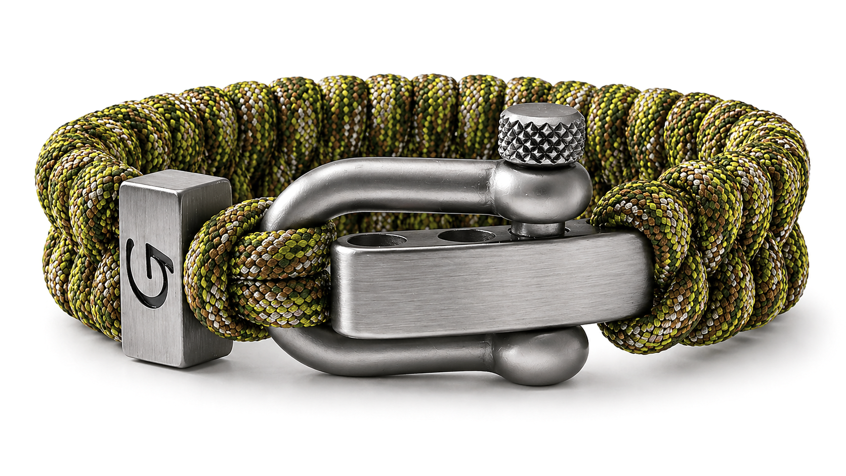 Elegance Striped D-shackle paracord armband in Multi Camo