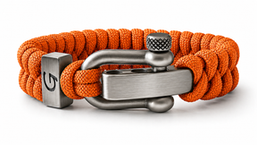 Elegance Classic D-shackle paracord armband in Orange