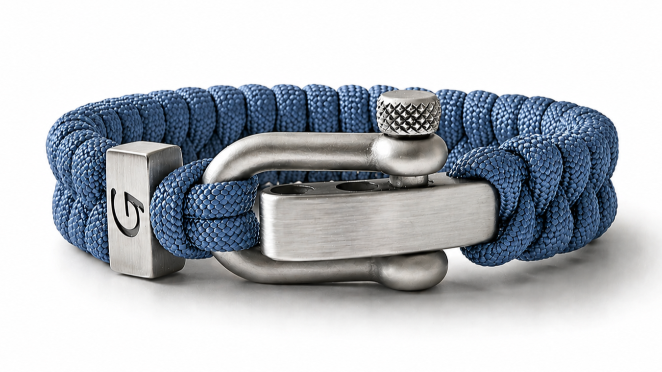 Elegance Classic D-shackle paracord armband in Petrol Blue