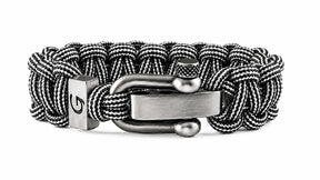 Imperative Striped D-shackle paracord armband in Silver & Black
