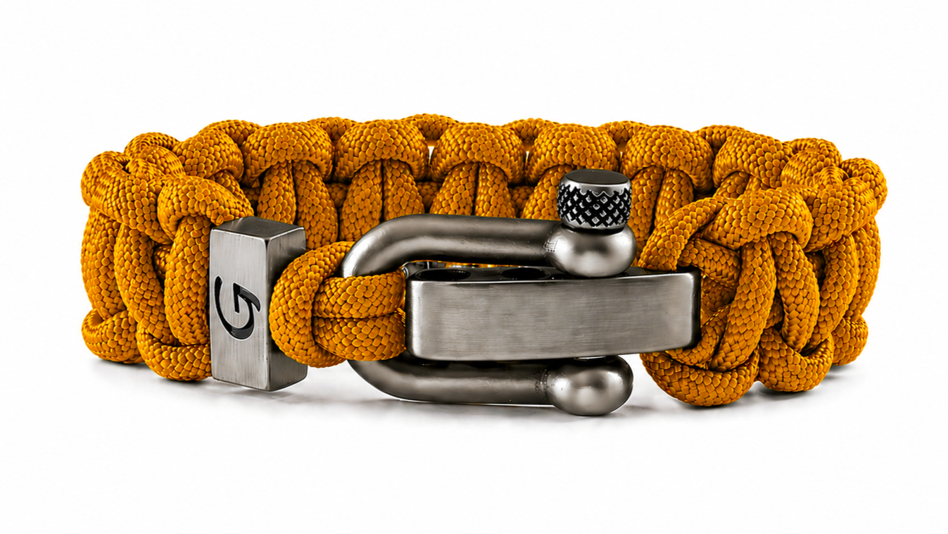 Imperative Classic D-shackle paracord armband in Amber Brown