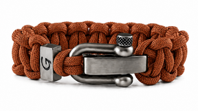 Imperative Classic D-shackle paracord armband in Rust