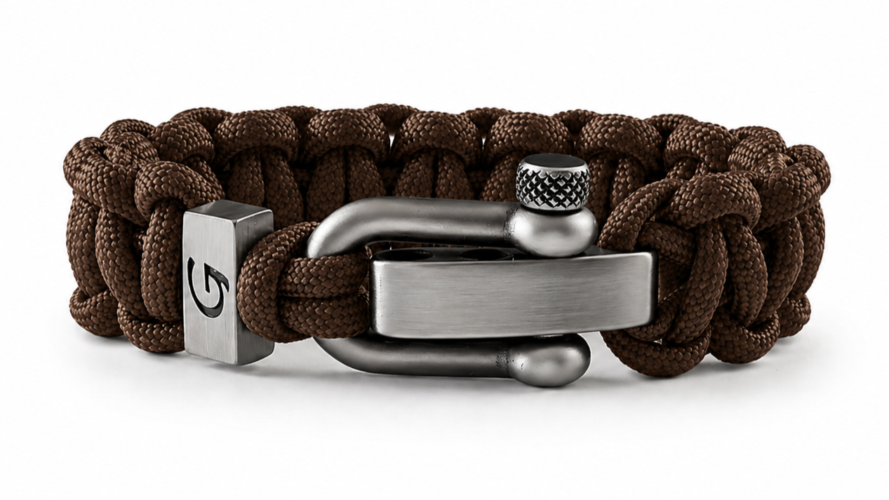 Imperative Classic D-shackle paracord armband in Walnut Brown